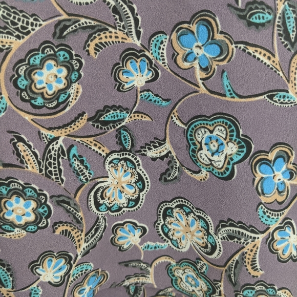 Cabi Spring Floral Scrollwork Camisole Blouse Top - Picture 4 of 12